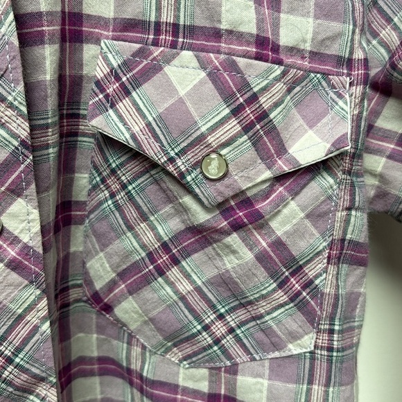 Women's denim plaid shirt size XS with shiny buttons - Picture 3 of 6